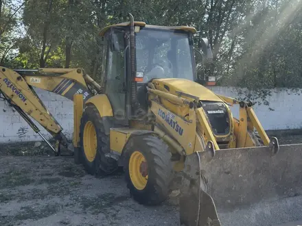 Komatsu  WB93R-5 2006 года за 17 000 000 тг. в Алматы – фото 2