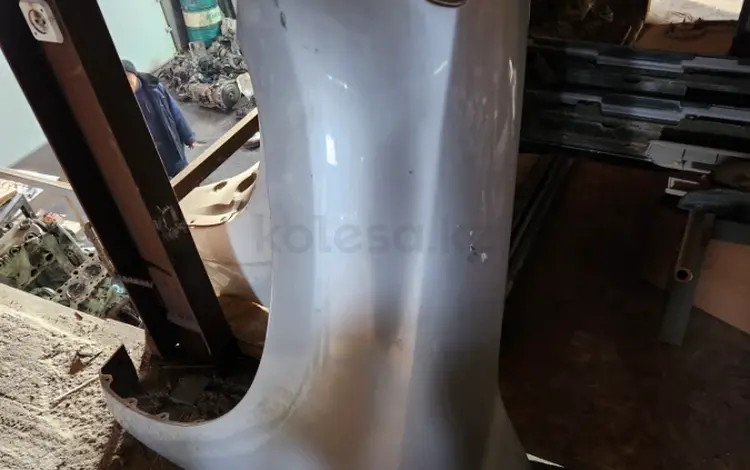 Крылья Toyota Tundra за 110 000 тг. в Алматы