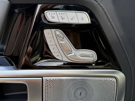 Mercedes-Benz G 63 AMG 2026 года за 172 000 000 тг. в Астана – фото 20