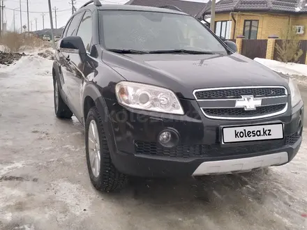 Chevrolet Captiva 2011 года за 6 500 000 тг. в Уральск – фото 3