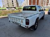 Toyota Hilux 2001 года за 5 300 000 тг. в Алматы – фото 5
