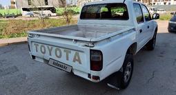 Toyota Hilux 2001 годаүшін4 800 000 тг. в Алматы – фото 5