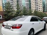 Toyota Camry 2017 года за 12 900 000 тг. в Алматы – фото 4