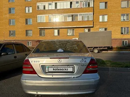 Mercedes-Benz C 320 2003 года за 2 700 000 тг. в Астана – фото 3