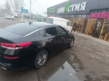 Kia Optima 2020 года за 9 500 000 тг. в Алматы – фото 4