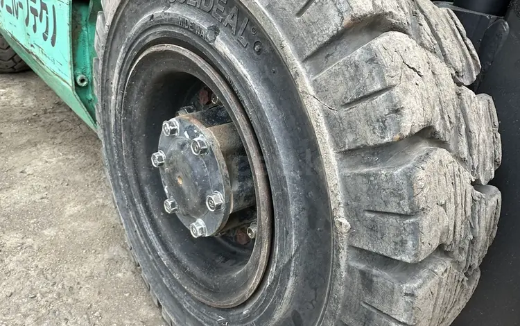 Mitsubishi  TOYOTA Komatsu Mitsubishi Cвежий поступление 2012 годаүшін2 850 000 тг. в Алматы