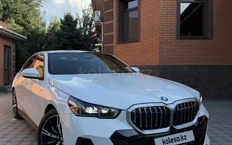 BMW 530 2024 года за 33 000 000 тг. в Алматы