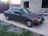 Mercedes-Benz E 260 1991 года за 1 450 000 тг. в Шымкент – фото 3