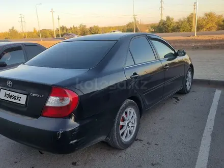 Toyota Camry 2002 года за 4 500 000 тг. в Актобе – фото 3