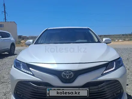 Toyota Camry 2020 года за 11 500 000 тг. в Жанаозен