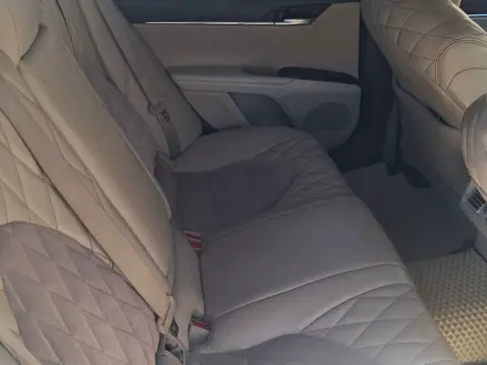 Toyota Camry 2020 года за 11 500 000 тг. в Жанаозен – фото 6