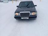 Mercedes-Benz E 200 1992 года за 1 400 000 тг. в Кокшетау – фото 3