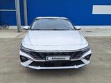 Hyundai Elantra 2023 года за 8 950 000 тг. в Атырау