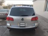 Volkswagen Touareg 2006 года за 4 500 000 тг. в Темирлановка – фото 5