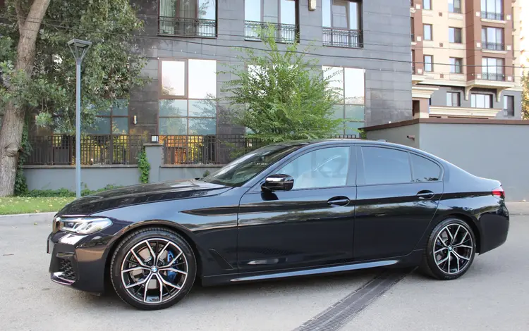 BMW 530 2023 годаүшін31 700 000 тг. в Алматы