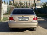 Toyota Camry 2004 годаүшін4 850 000 тг. в Семей – фото 3