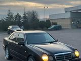 Mercedes-Benz E 240 2000 года за 1 800 000 тг. в Алматы – фото 5