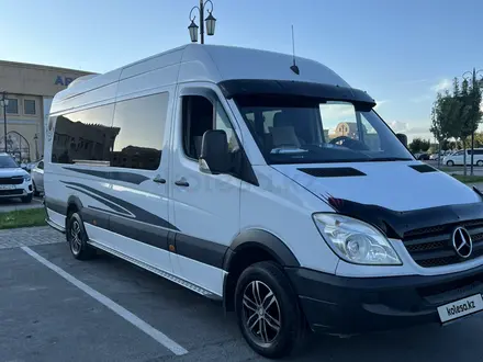 Mercedes-Benz Sprinter 2007 года за 15 300 000 тг. в Алматы – фото 3