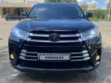 Toyota Highlander 2017 годаүшін21 000 000 тг. в Семей