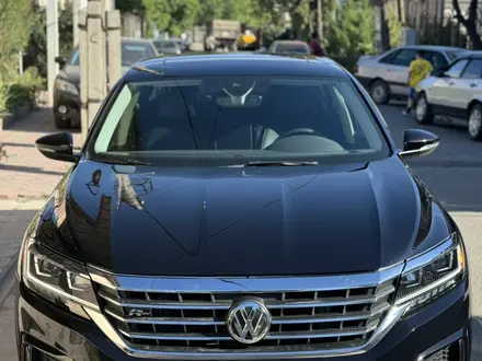 Volkswagen Passat 2021 года за 11 000 000 тг. в Алматы – фото 3