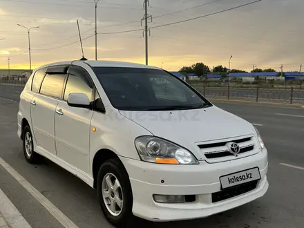 Toyota Ipsum 2001 года за 4 400 000 тг. в Атырау