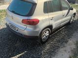 Volkswagen Tiguan 2015 года за 5 700 000 тг. в Атырау – фото 2