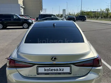 Lexus ES 250 2019 года за 26 700 000 тг. в Нур-Султан (Астана) – фото 6