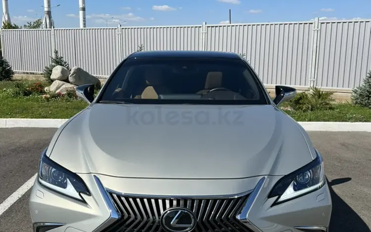 Lexus ES 250 2019 годаүшін26 700 000 тг. в Нур-Султан (Астана)