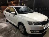 Skoda Rapid 2015 года за 4 200 000 тг. в Алматы – фото 2