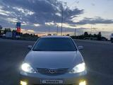 Toyota Camry 2005 года за 5 300 000 тг. в Актобе