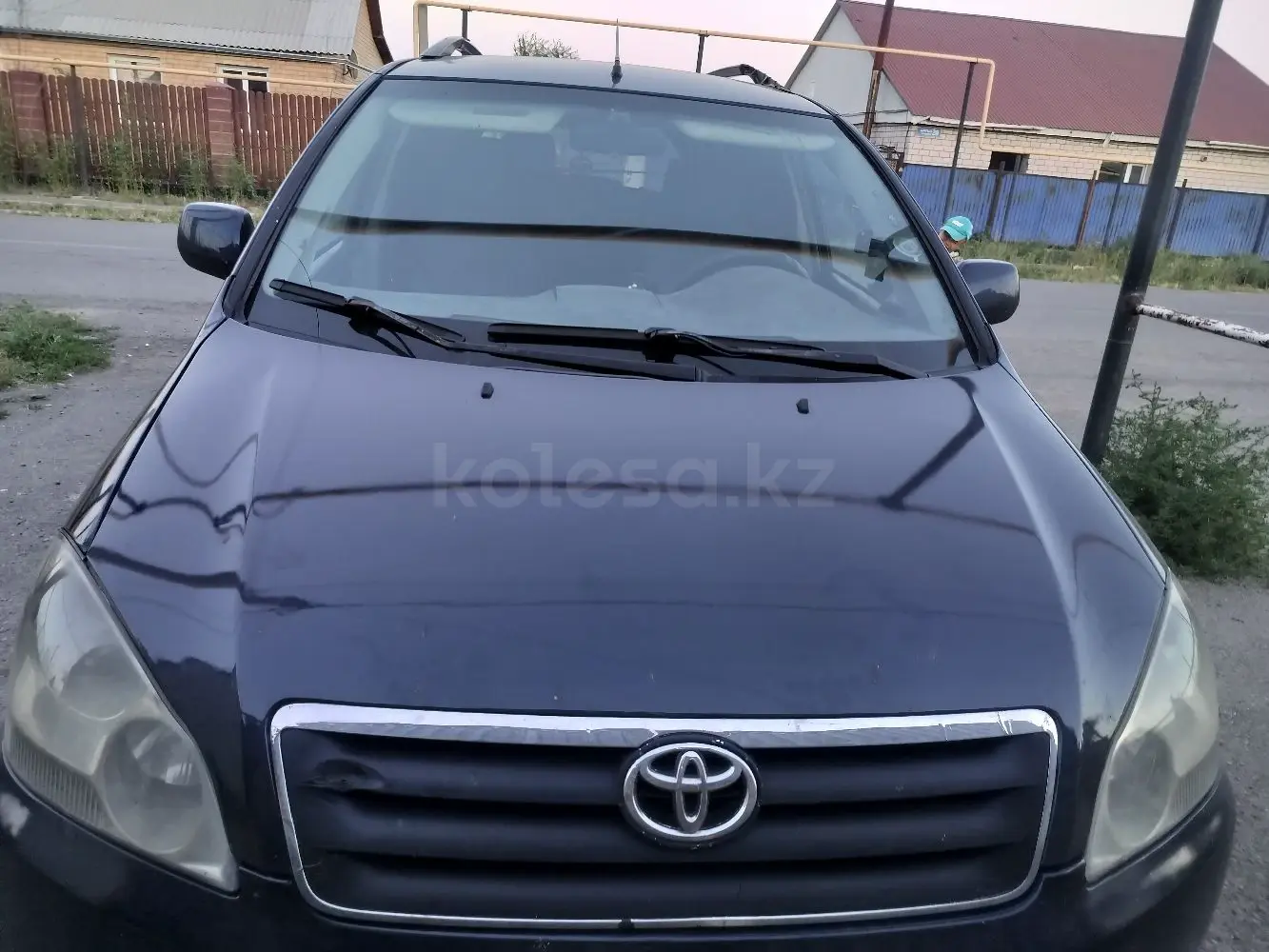 Toyota Avensis Verso, 2005