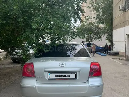 Toyota Avensis 2003 года за 3 300 000 тг. в Атырау – фото 2