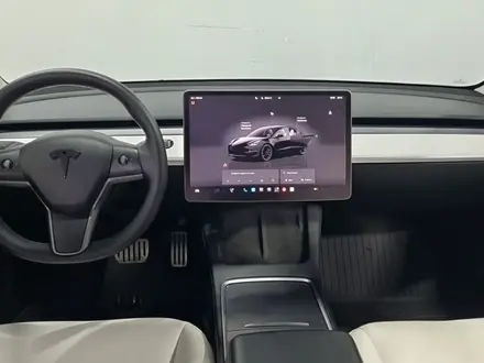 Tesla Model 3 2022 года за 9 990 000 тг. в Алматы – фото 14
