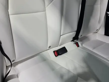 Tesla Model 3 2022 года за 9 990 000 тг. в Алматы – фото 16