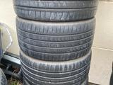 Комплект летние шины 295/35R21 Yokohama. за 70 000 тг. в Алматы