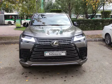 Lexus LX 600 2022 года за 95 000 000 тг. в Астана – фото 4