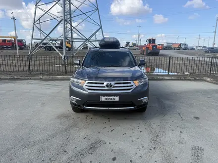 Toyota Highlander 2013 года за 8 000 000 тг. в Атырау – фото 8