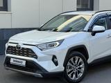 Toyota RAV4 2021 годаүшін13 800 000 тг. в Астана – фото 2
