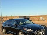 Hyundai Sonata 2018 года за 5 000 000 тг. в Караганда – фото 2