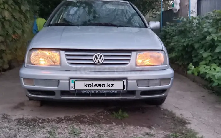 Volkswagen Vento 1996 годаfor2 150 000 тг. в Актобе