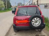 Honda CR-V 1997 года за 3 100 000 тг. в Алматы – фото 2