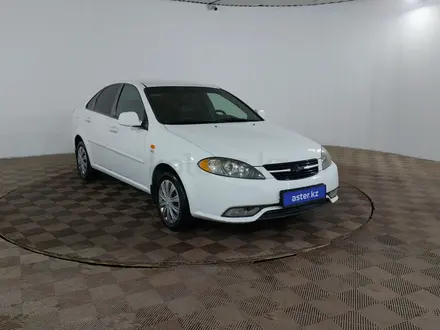 Daewoo Gentra 2014 года за 2 870 000 тг. в Шымкент – фото 3