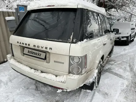 Land Rover Range Rover 2006 года за 7 000 000 тг. в Алматы – фото 3