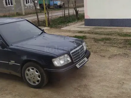 Mercedes-Benz E 320 1987 года за 2 000 000 тг. в Алматы – фото 10