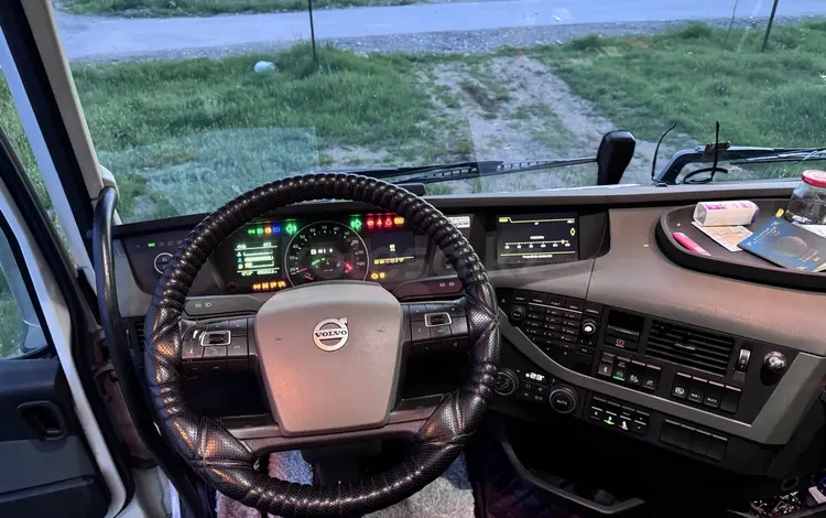 Volvo  FH 2015 года за 41 000 000 тг. в Алматы