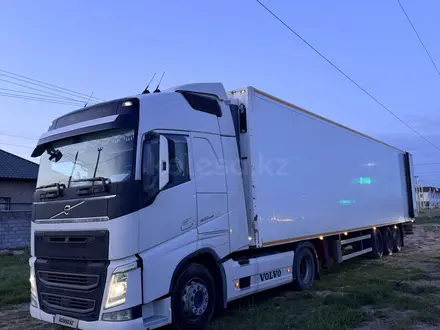 Volvo  FH 2015 года за 41 000 000 тг. в Алматы – фото 5