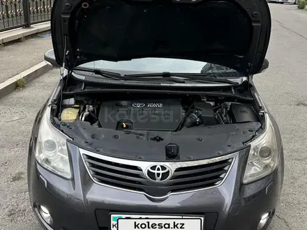 Toyota Avensis 2010 года за 6 750 000 тг. в Алматы – фото 8