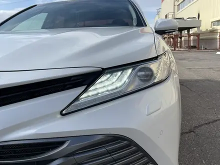 Toyota Camry 2019 года за 15 000 000 тг. в Караганда – фото 11