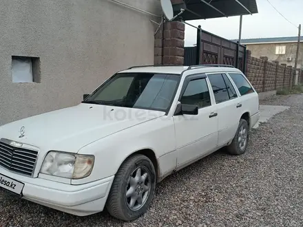 Mercedes-Benz E 200 1994 года за 1 700 000 тг. в Шу – фото 3