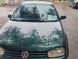 Volkswagen Golf 1999 годаүшін2 500 000 тг. в Актау